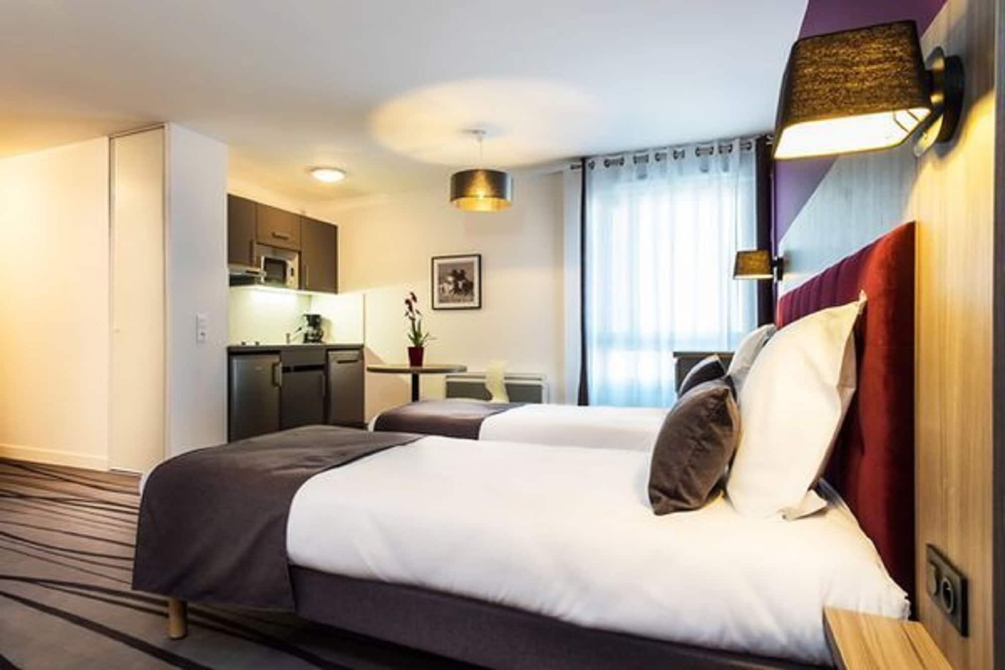 เนเมีย อพาร์ตโฮเทล เรสซิเดนซ์ เลอ แก วิกตอร์ Aparthotel ตูร์ ภายนอก รูปภาพ