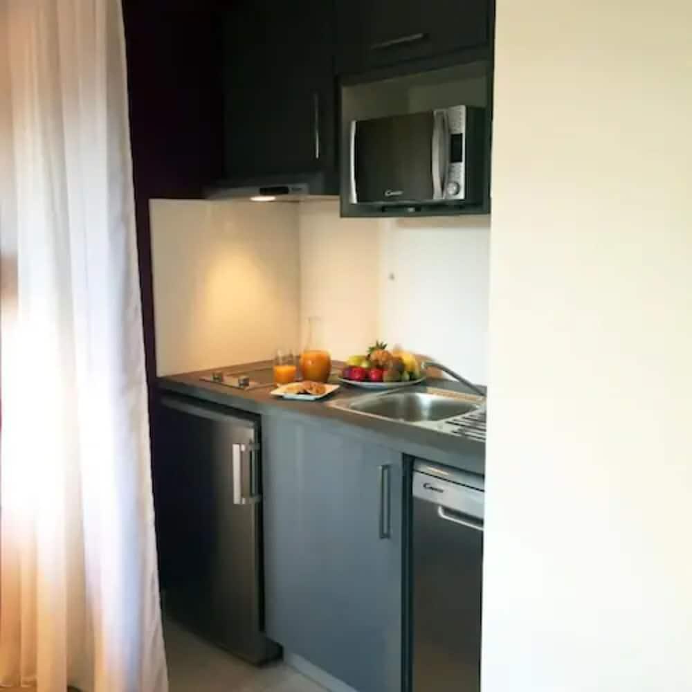 เนเมีย อพาร์ตโฮเทล เรสซิเดนซ์ เลอ แก วิกตอร์ Aparthotel ตูร์ ภายนอก รูปภาพ